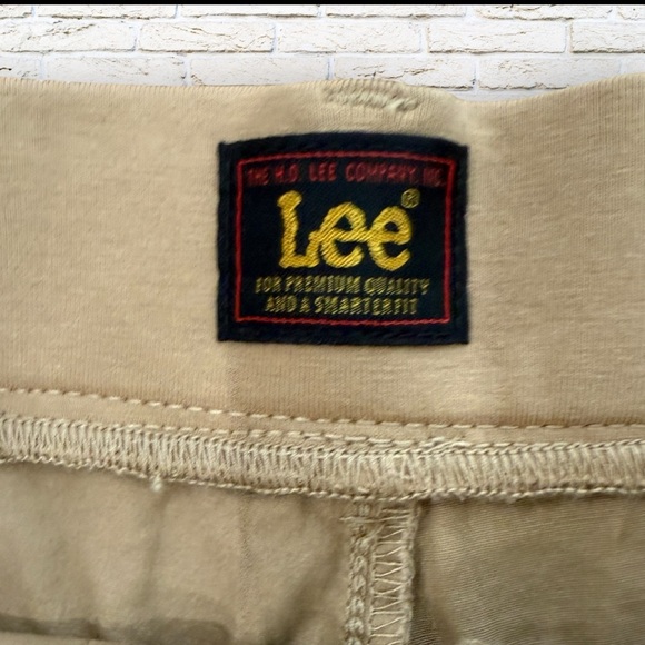 NWT LEE Skimmer Pants/Shorts/Capris Size 8 - Settler Tan - Picture 3 of 5